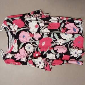 Unbranded Flowered Ruffle Short Sleeved Blouse Size 3X